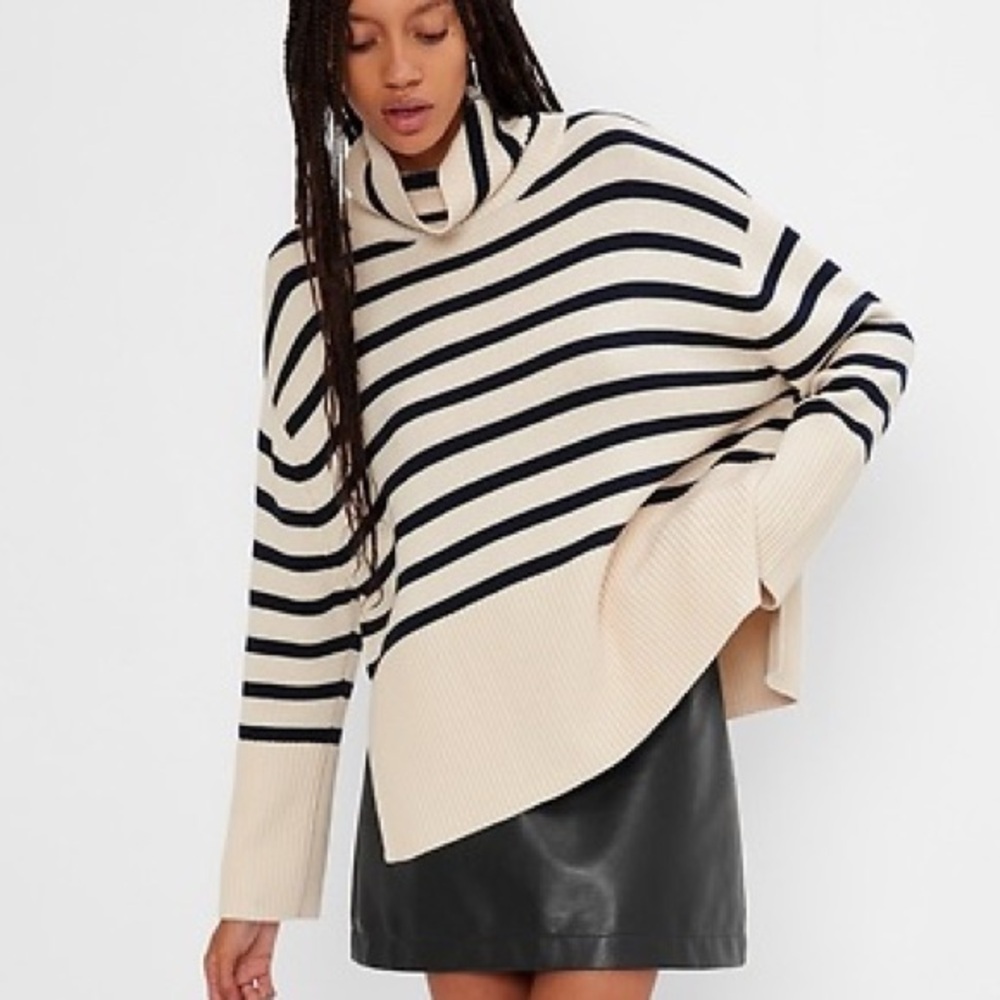 SOLD Gap Striped Turtleneck Sweater - Cream and Navy